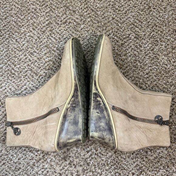Timberland Neutral Tan Genuine Leather Women's 9M Zip Wedge Ankle Boots - Picture 15 of 16